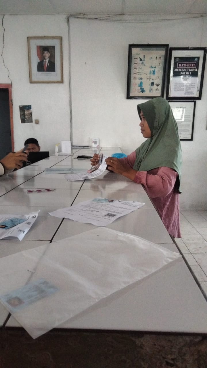 SEBANYAK 111 KPM SALUR  BANTUAN  ( BLTS Kesra) TAHUN 2025 DI KANTOR POS BANDAR PULAU